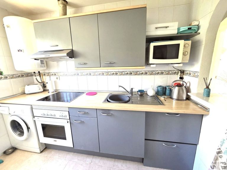 Property thumbnail 1
