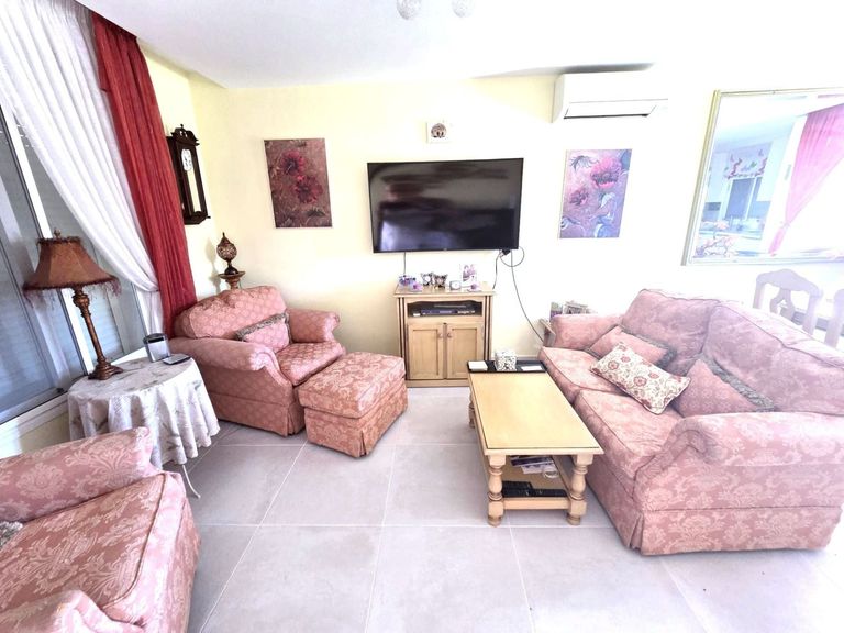 Property thumbnail 7
