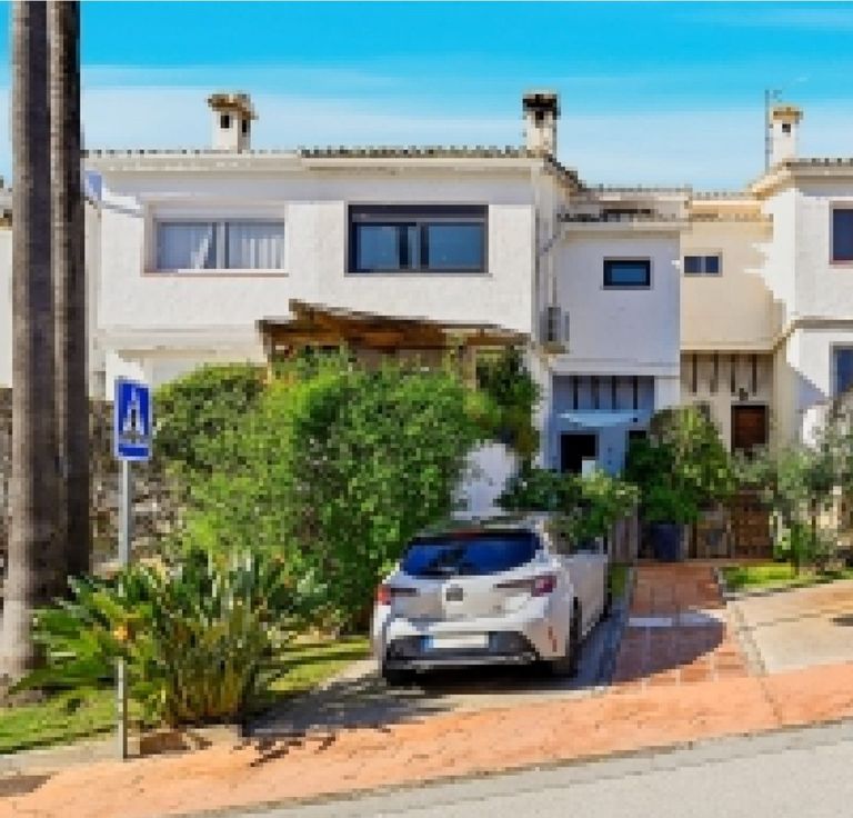 Property thumbnail 12
