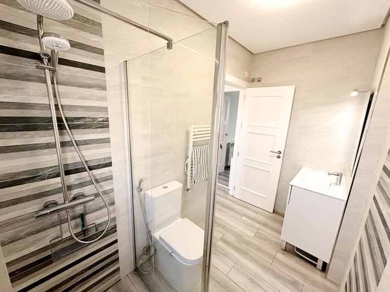 Property thumbnail 43