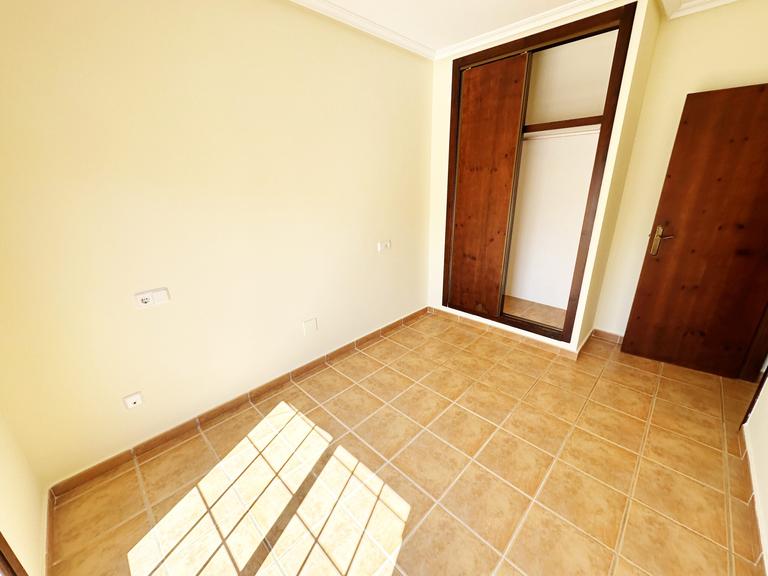 Property thumbnail 9