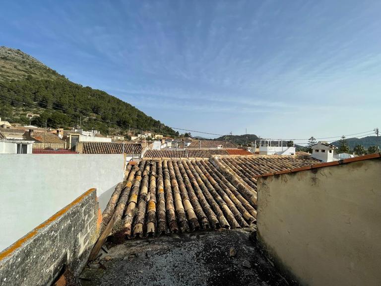 Property thumbnail 1