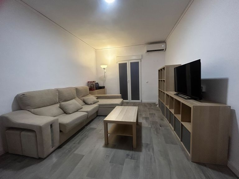 Property thumbnail 1
