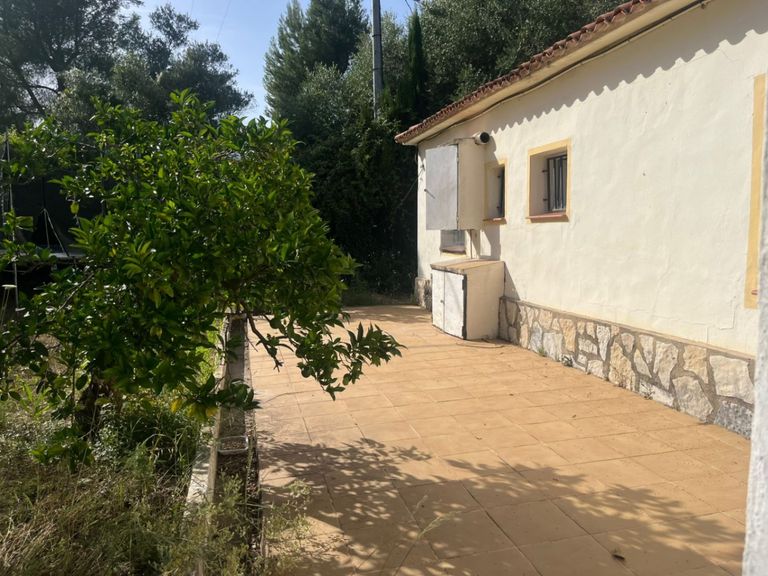 Property thumbnail 3