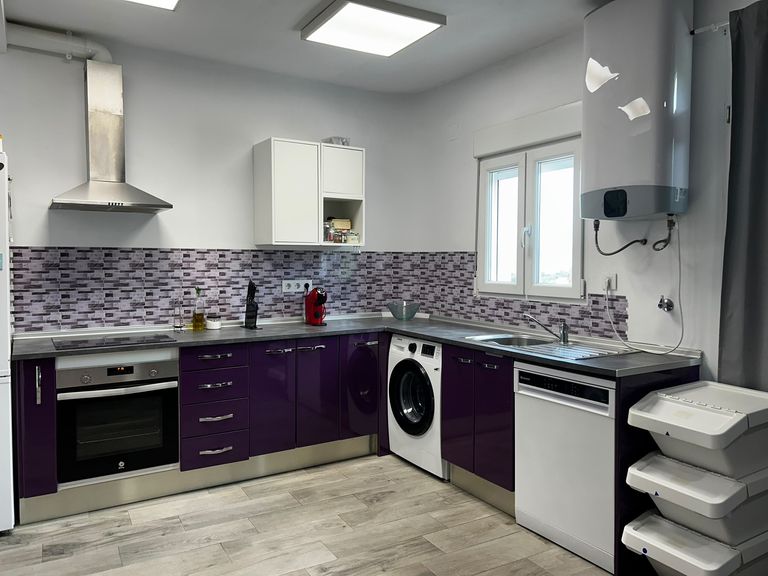 Property thumbnail 2