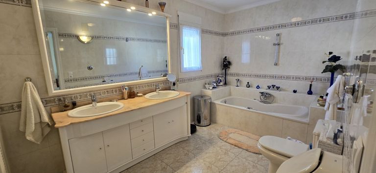Property thumbnail 27