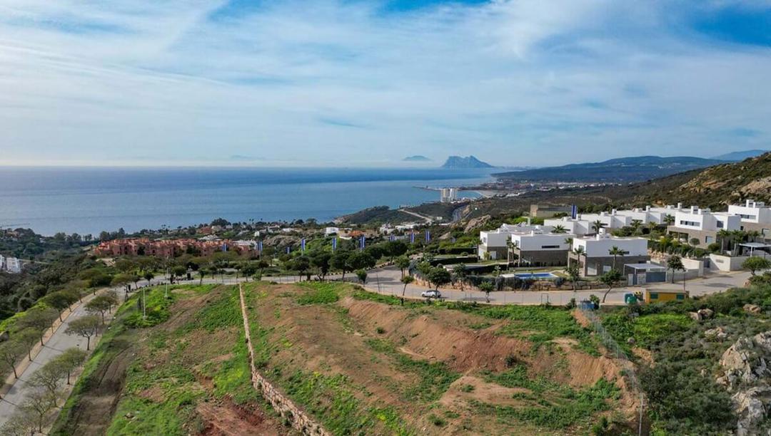 0 bedroom Land in La Duquesa, Costa del Sol - Property PA044402