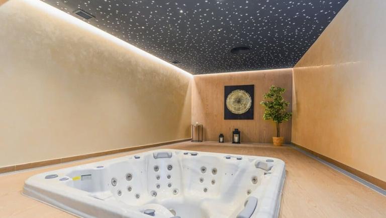 Property thumbnail 10