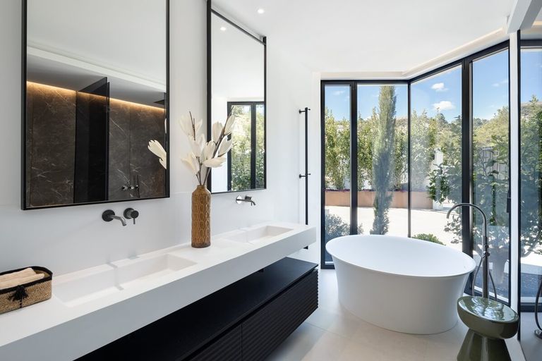 Property thumbnail 17