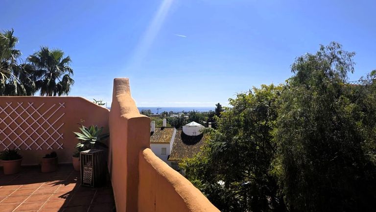 Property thumbnail 1