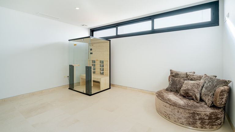 Property thumbnail 30