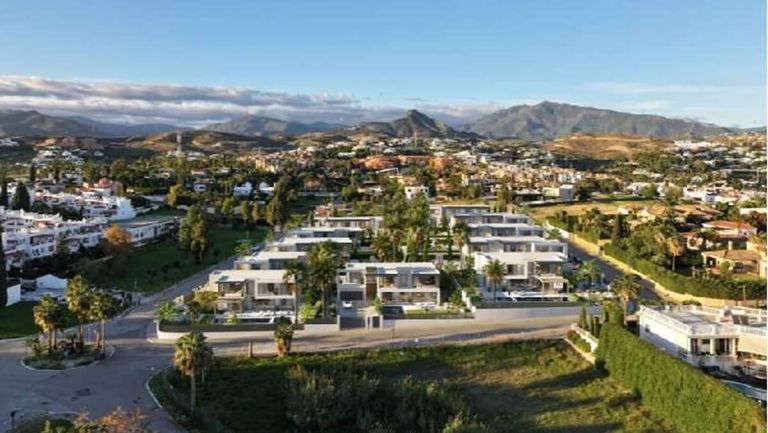 Property thumbnail 11