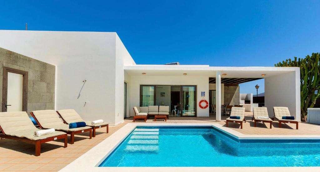 5 bedroom House / Villa in Playa Blanca (yaiza), Lanzarote - Property PL608491