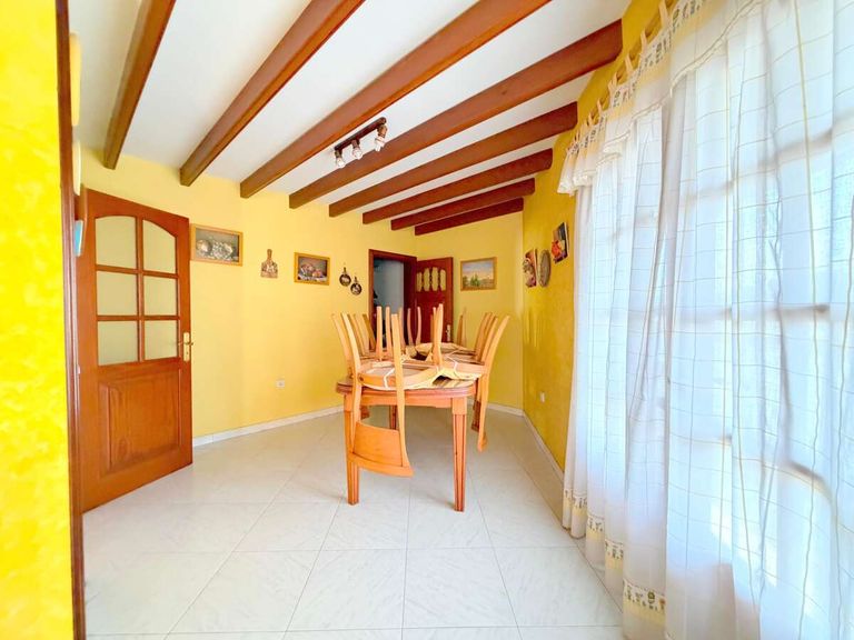 Property thumbnail 13