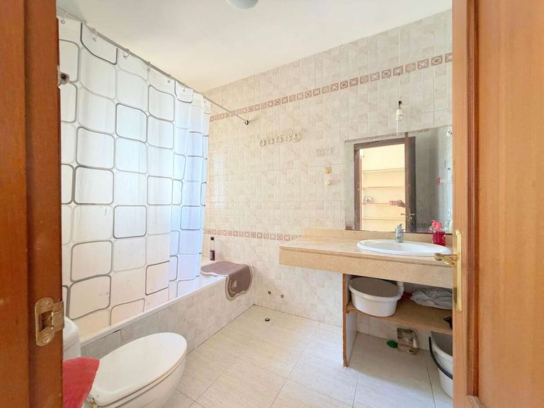 Property thumbnail 7