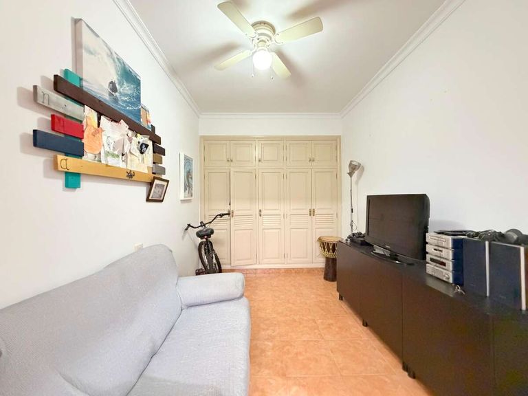 Property thumbnail 13