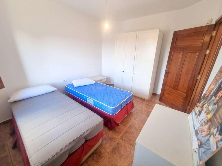 Property thumbnail 35