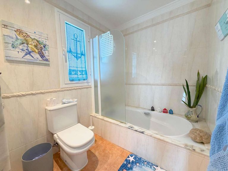 Property thumbnail 44