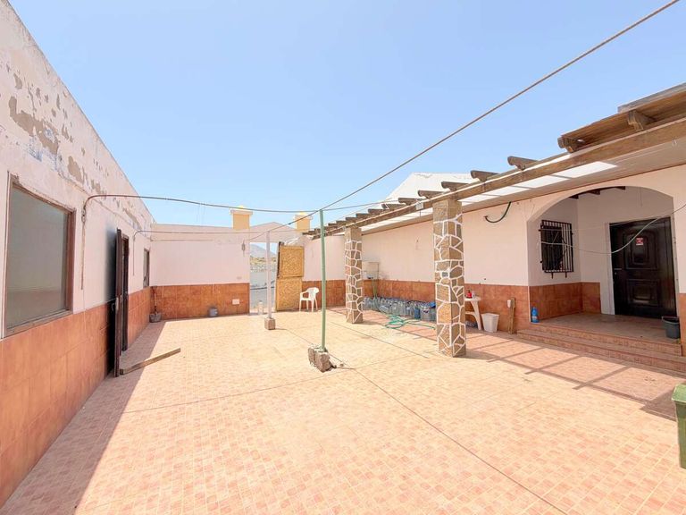 Property thumbnail 10
