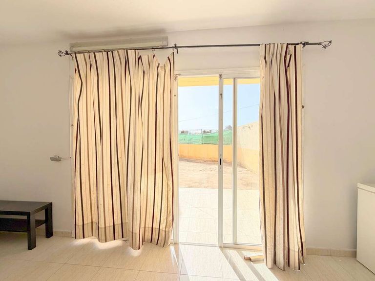 Property thumbnail 9