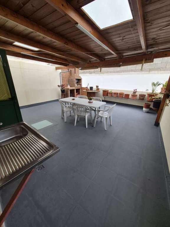 Property thumbnail 8