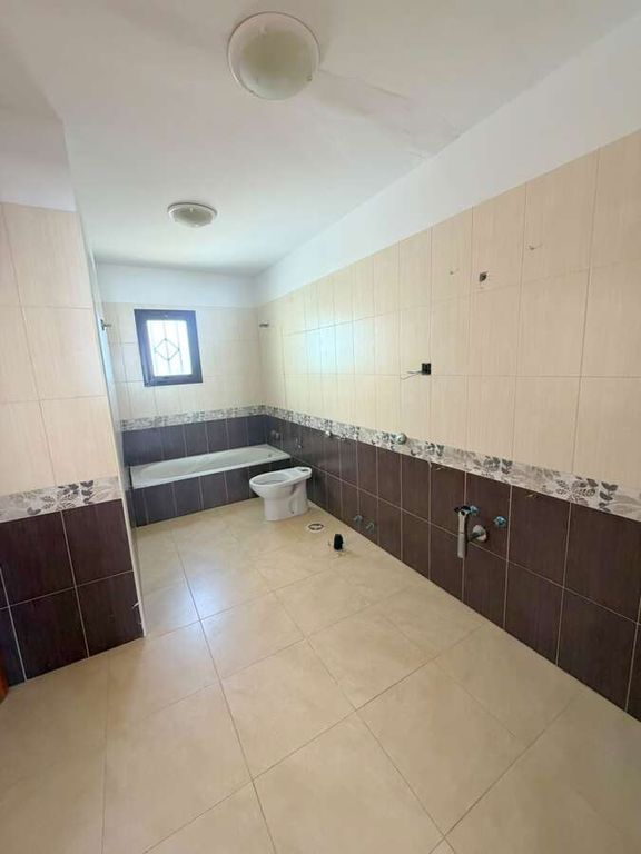 Property thumbnail 24