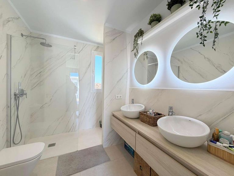 Property thumbnail 39