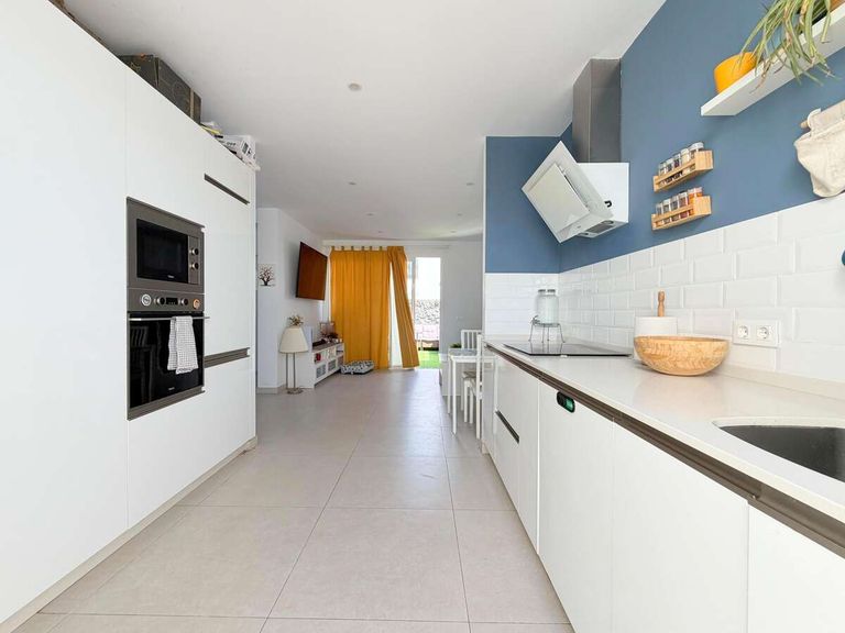 Property thumbnail 11