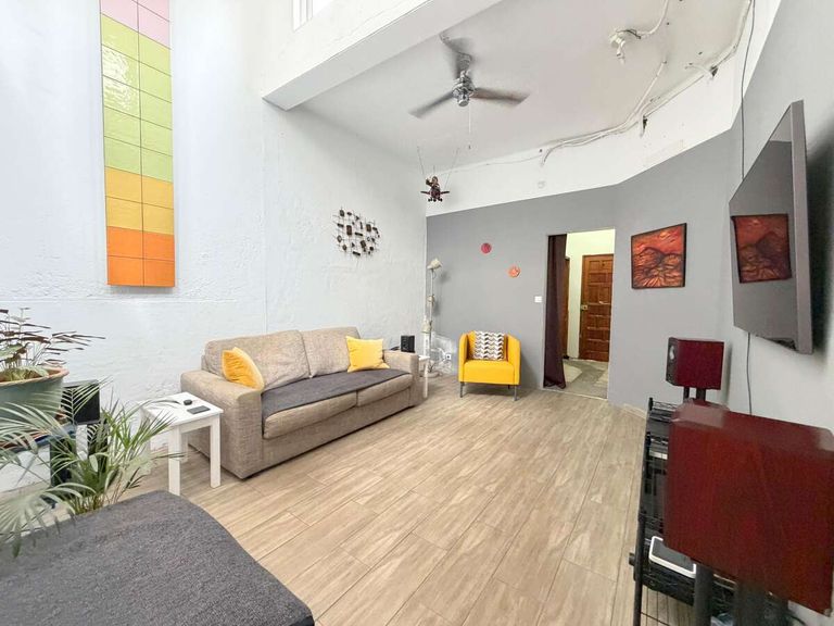 Property thumbnail 6