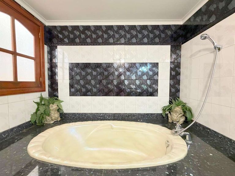 Property thumbnail 49