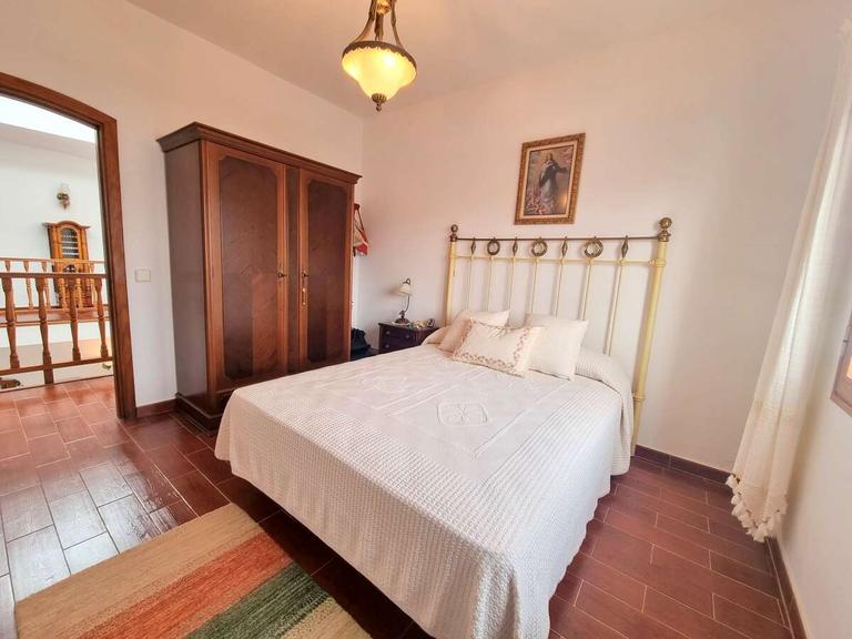 Property thumbnail 36