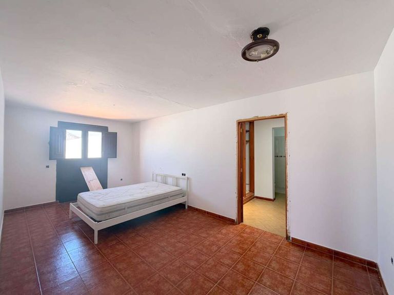 Property thumbnail 23