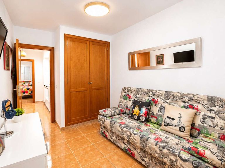 Property thumbnail 11