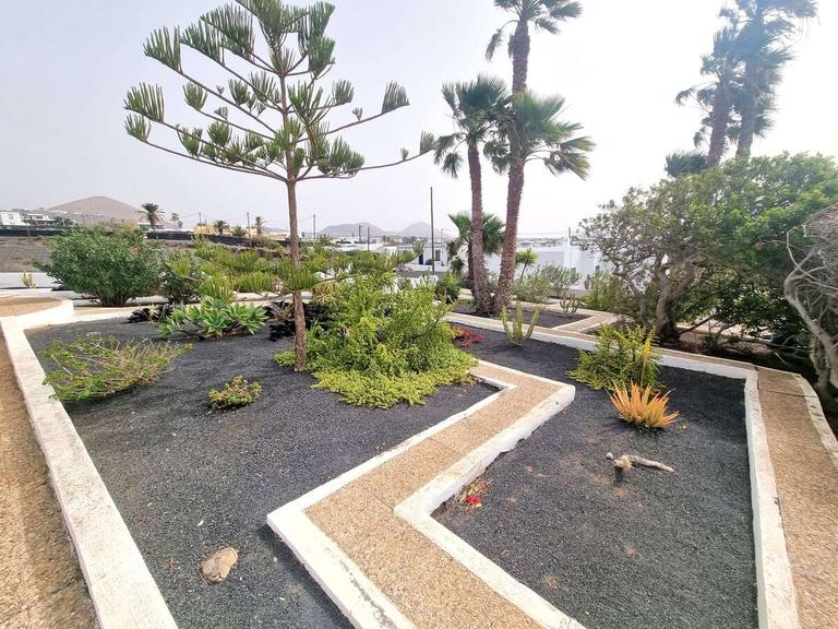 Property thumbnail 7