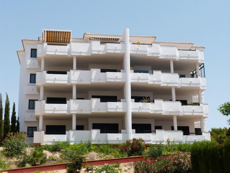 Property thumbnail 1