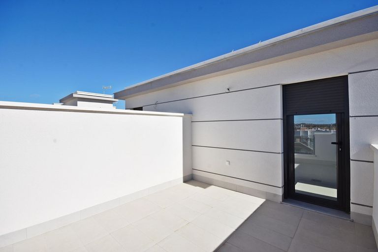 Property thumbnail 38