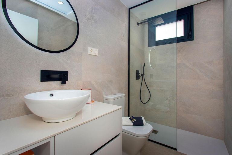 Property thumbnail 18