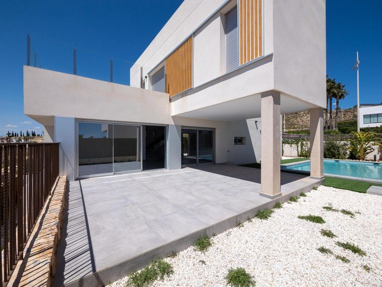 Property thumbnail 1