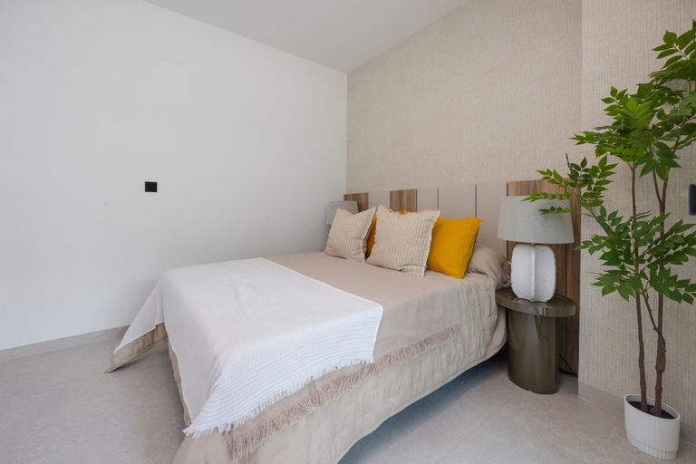 Property thumbnail 25