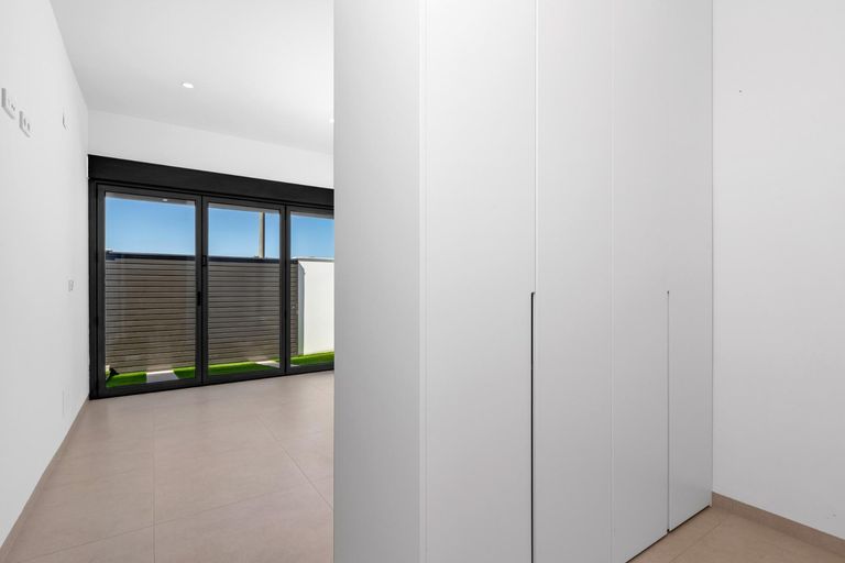 Property thumbnail 38