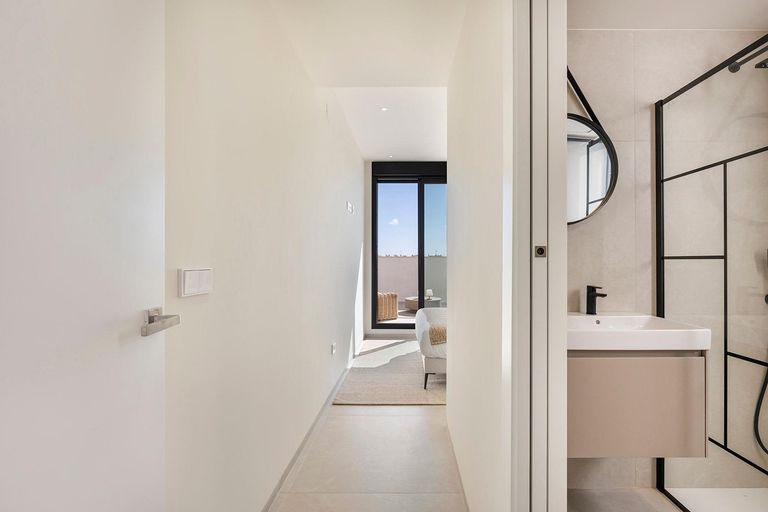 Property thumbnail 23