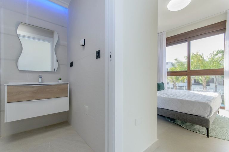 Property thumbnail 37