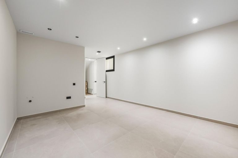 Property thumbnail 22