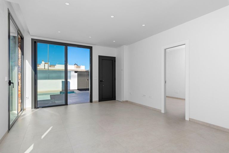 Property thumbnail 34