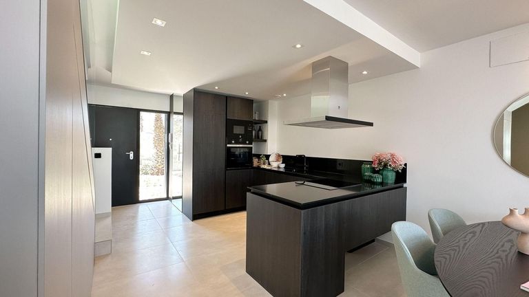 Property thumbnail 23