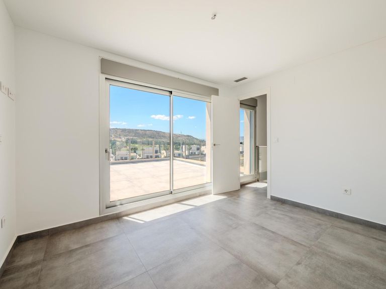 Property thumbnail 25
