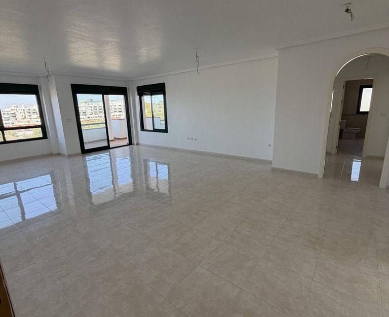 Property thumbnail 7