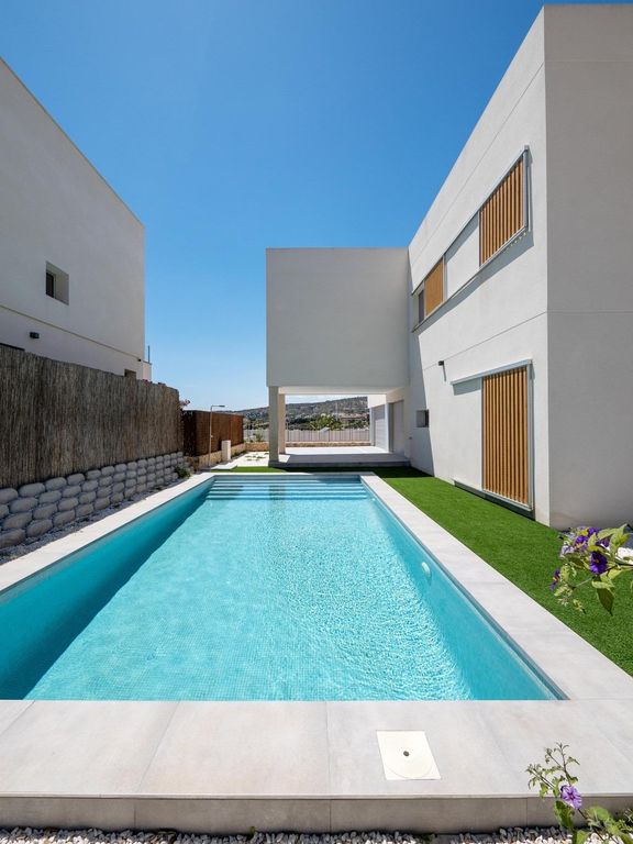 Property thumbnail 4
