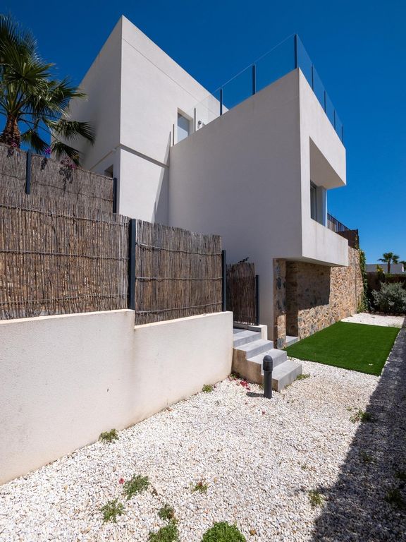 Property thumbnail 6