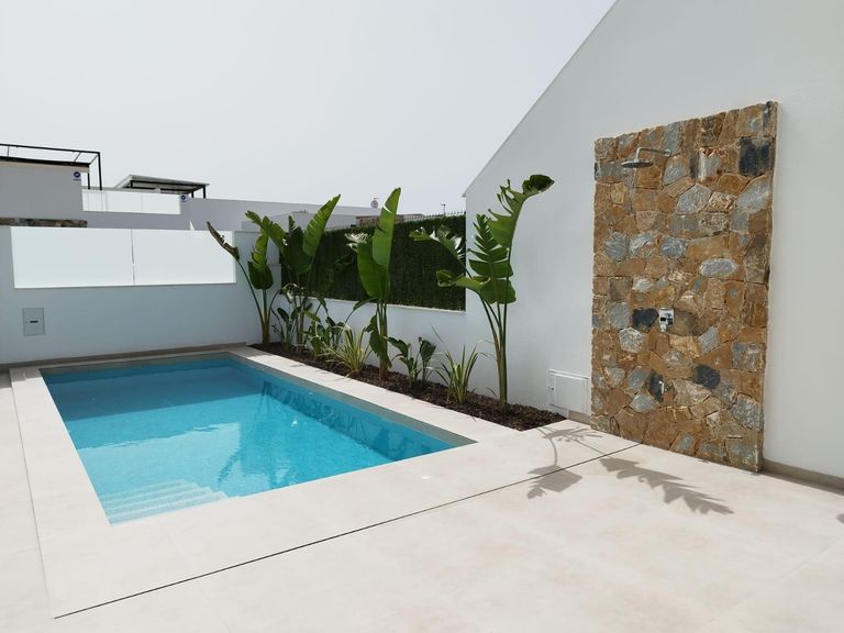 Property thumbnail 38